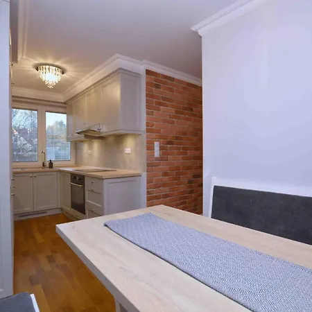 Spacious 3city With Bathtub In By Renters * Gdansk